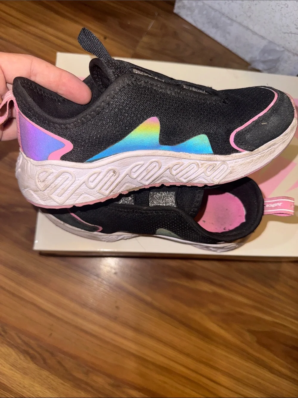 Kids Justice Sport Sneaker, girls size 1. Slip on shoes and easy to wear! Comfy!